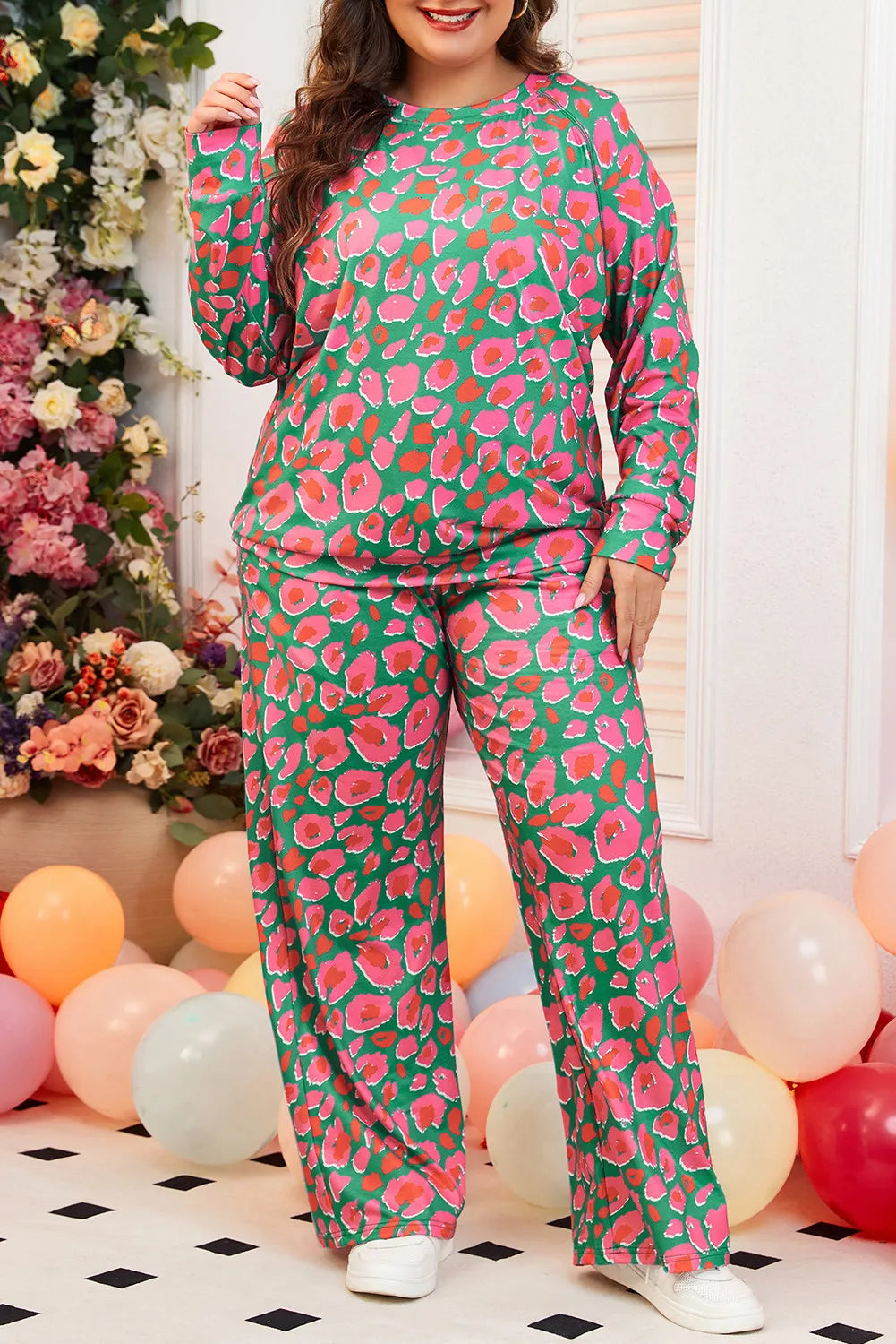 Vonili Botanical Leopard Print Loungewear Set in Deep Rose