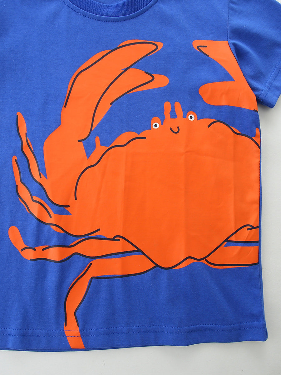 Toddler t-shirt in blue cotton with a large orange crab graphic and black outline.