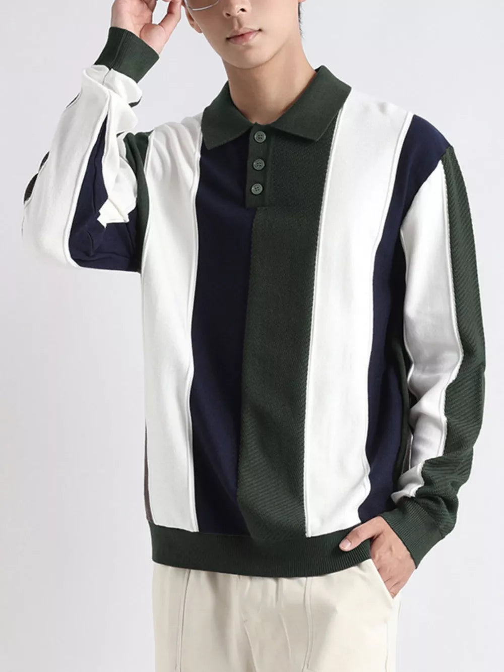 Chocolate pullover sweater with stretch and long sleeve