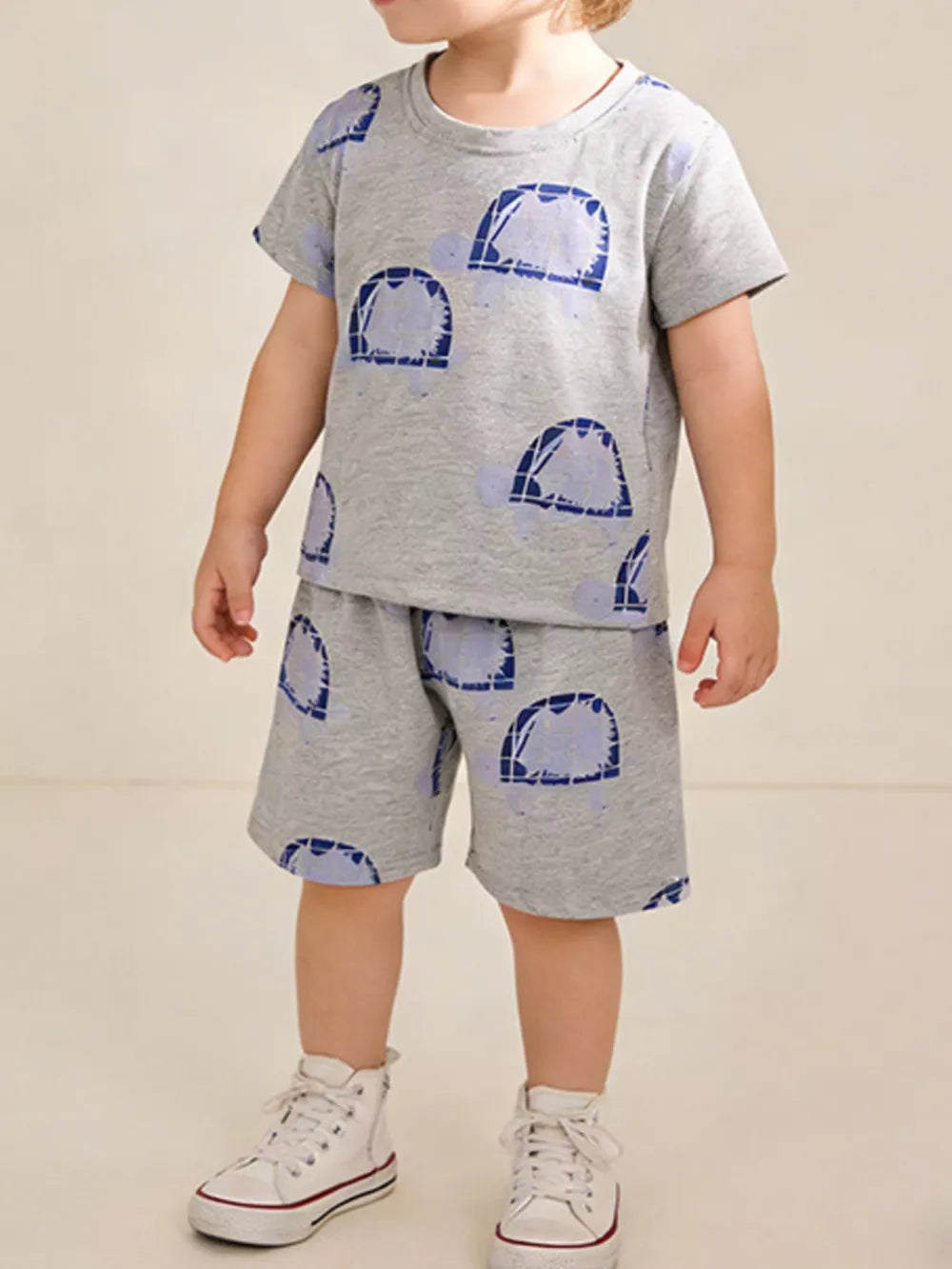 Grey cotton toddler boys' t-shirt and shorts set with a blue turtle print.
