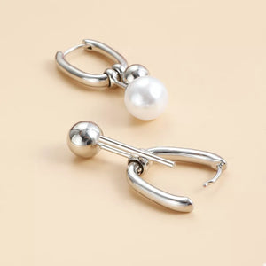 Silver earrings with hoop and N/A