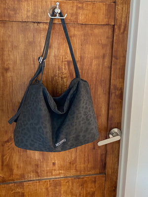 Black tote with open-front and leopard