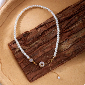 Synthetic Pearl 18k Gold-plated Resin Pendant Necklace in Gold with synthetic pearls