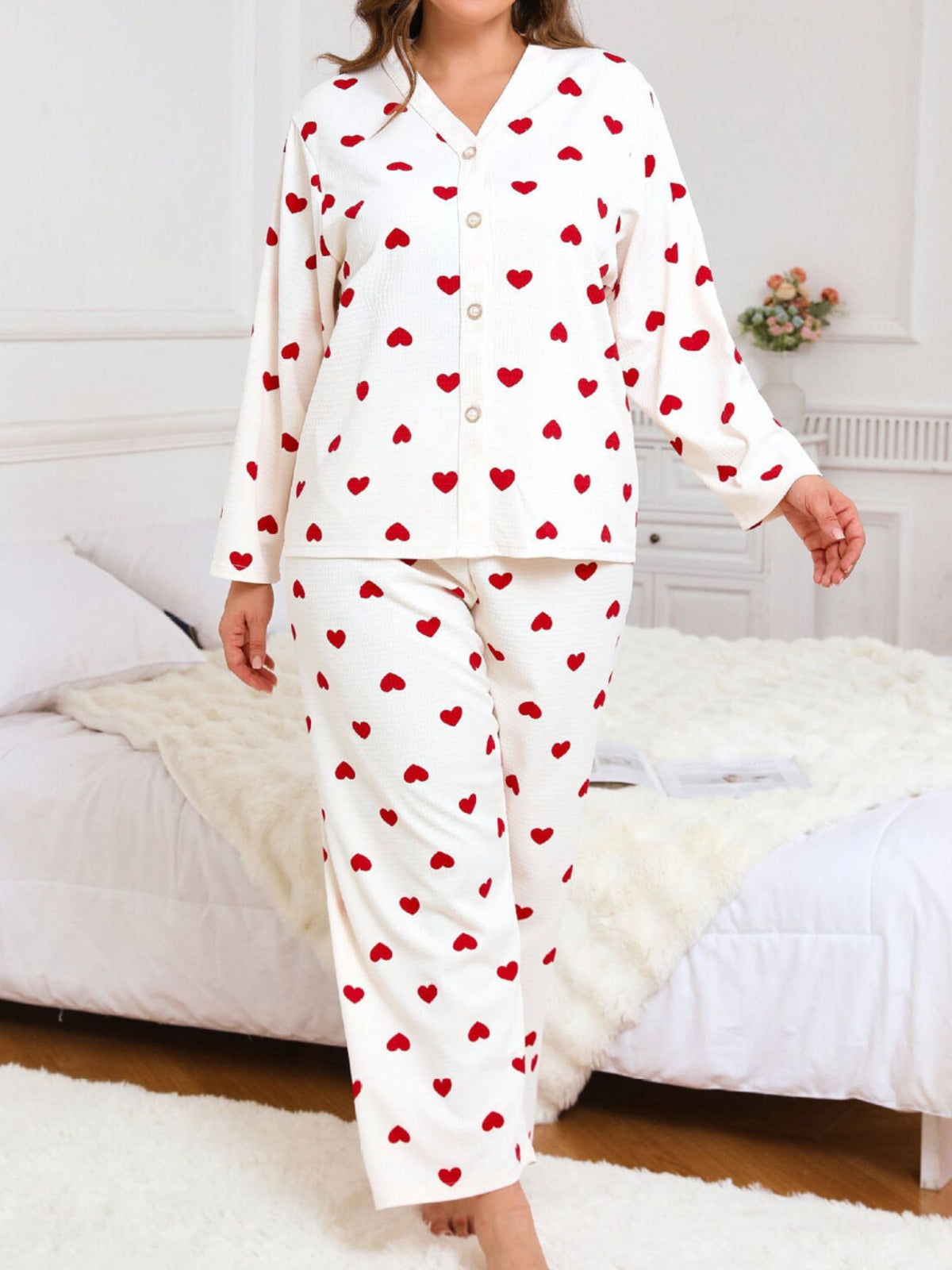 ivory pajama set with heart-print and collared