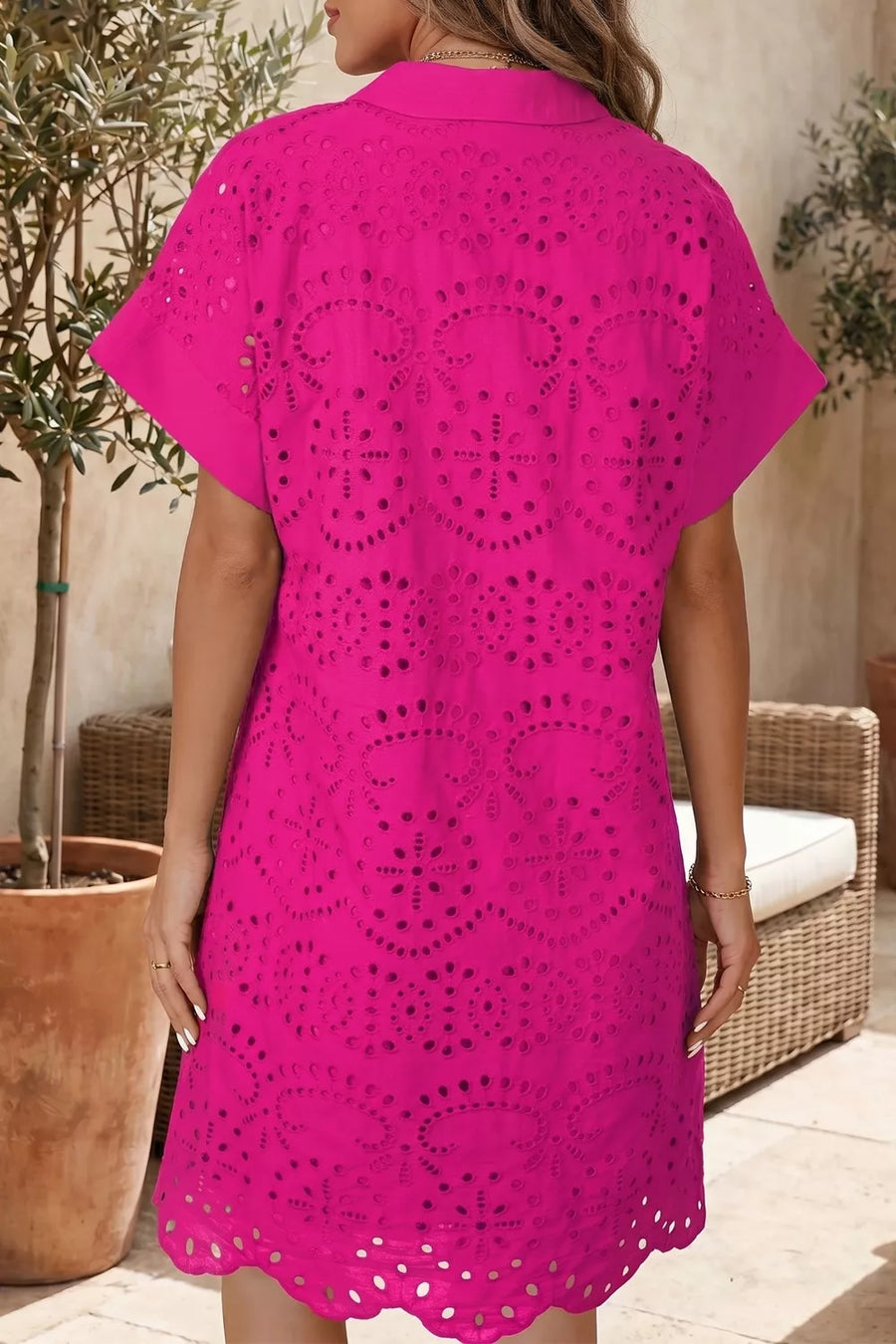 Cotton eyelet dress with V-neck and short sleeves in bright pink