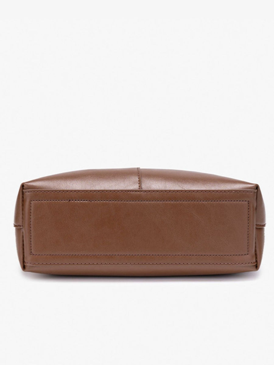 handbag in black