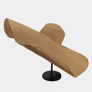 Oversized Wide Brim Straw Sun Hat in Black