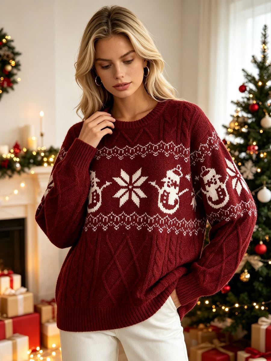 pullover sweater in ivory with crew neck and long sleeve