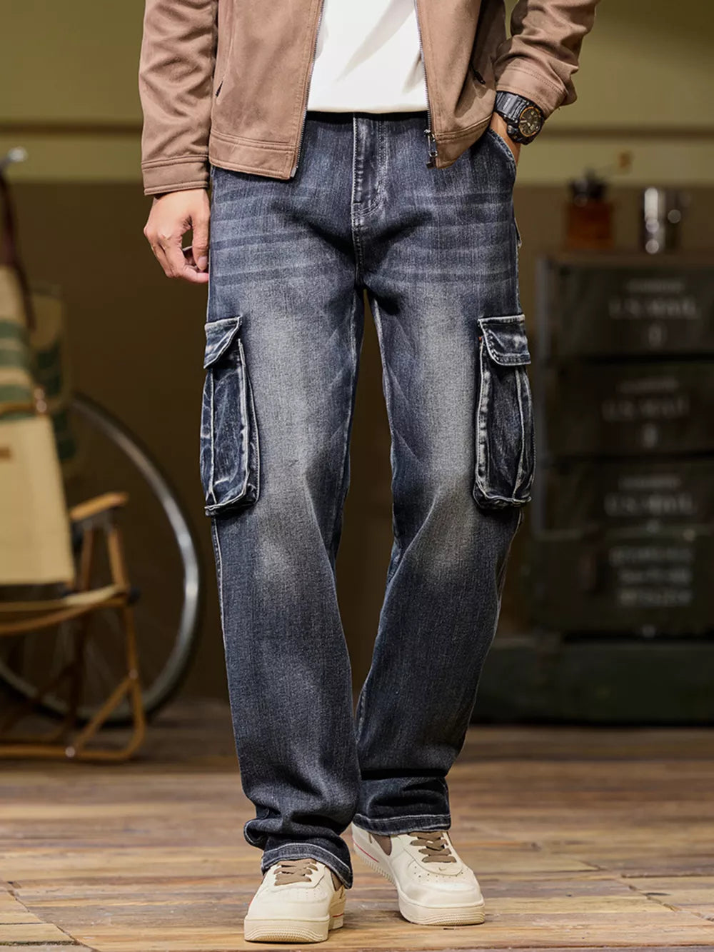 cargo jeans in dark wash denim featuring pocketed and loose fit