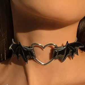 Alloy, PU Care instructions: Avoid wearing during exercise, as sweat will react choker necklace in silver with fitted