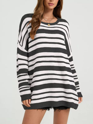 classic pullover sweater in baby pink with crew neck