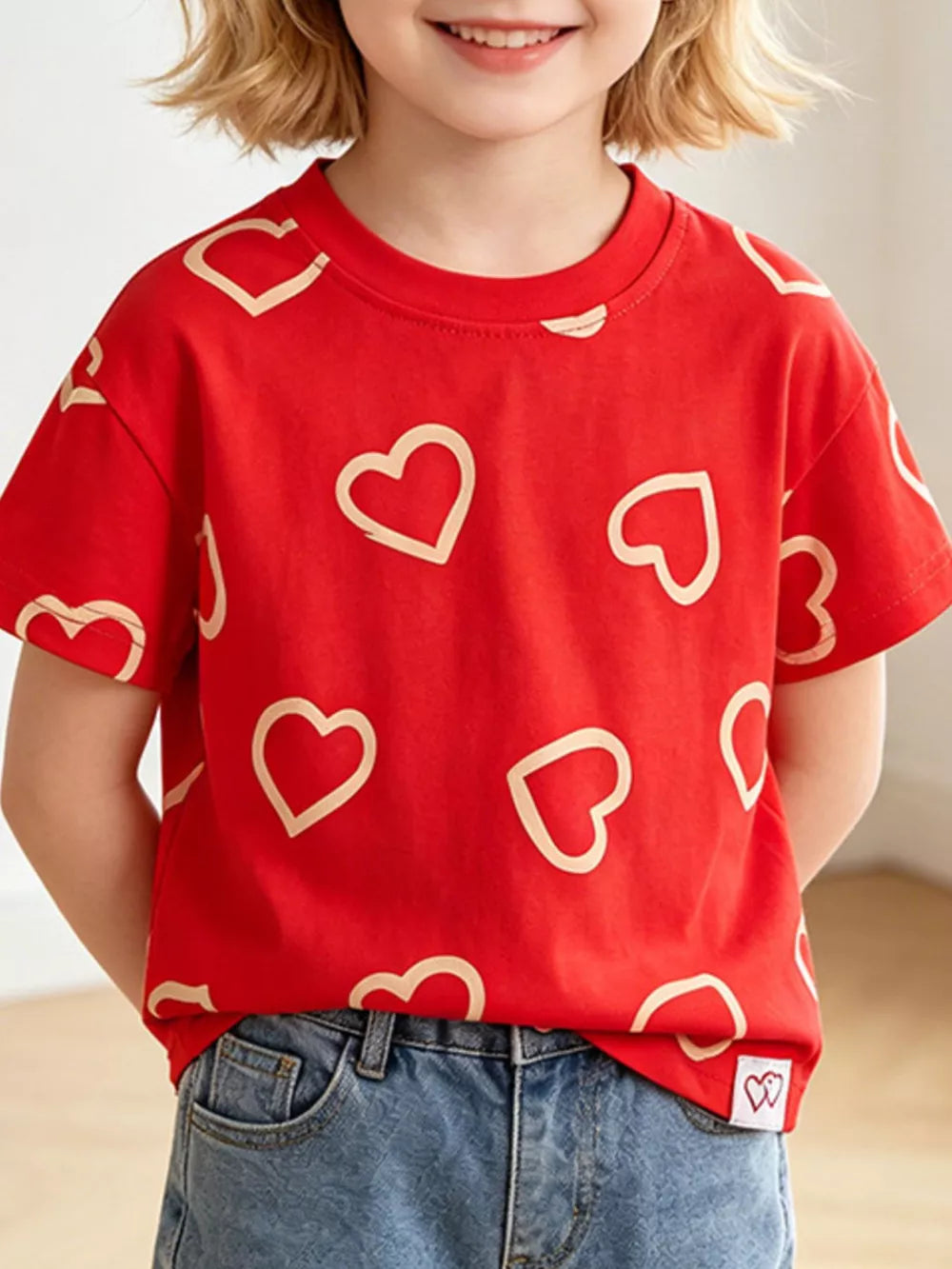 Kids' cotton t-shirt with heart embellishment