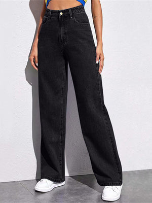 wide-leg jeans in Black with high-waisted and full-length