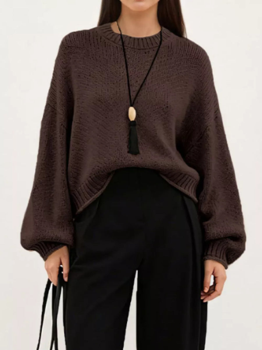 Black oversized pullover sweater with crew neck