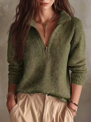 Black pullover sweater with stretch and long sleeve