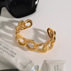 bracelet in gold