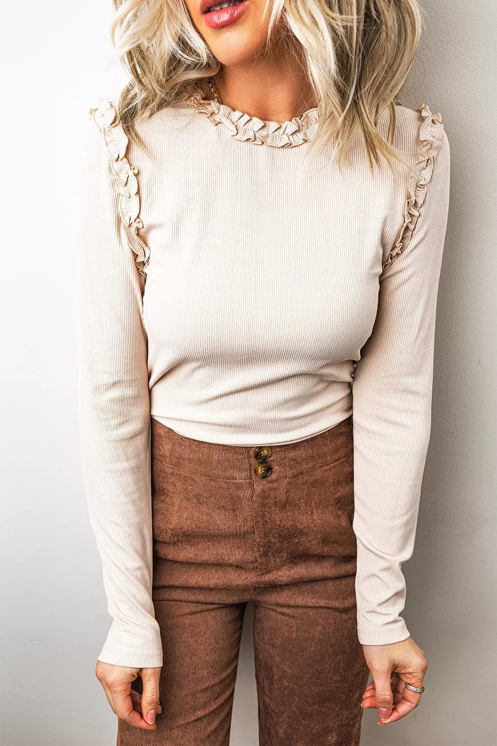 92% viscose, 8% elastane Care instructions: Machine wash cold blouse in Beige with fitted silhouette