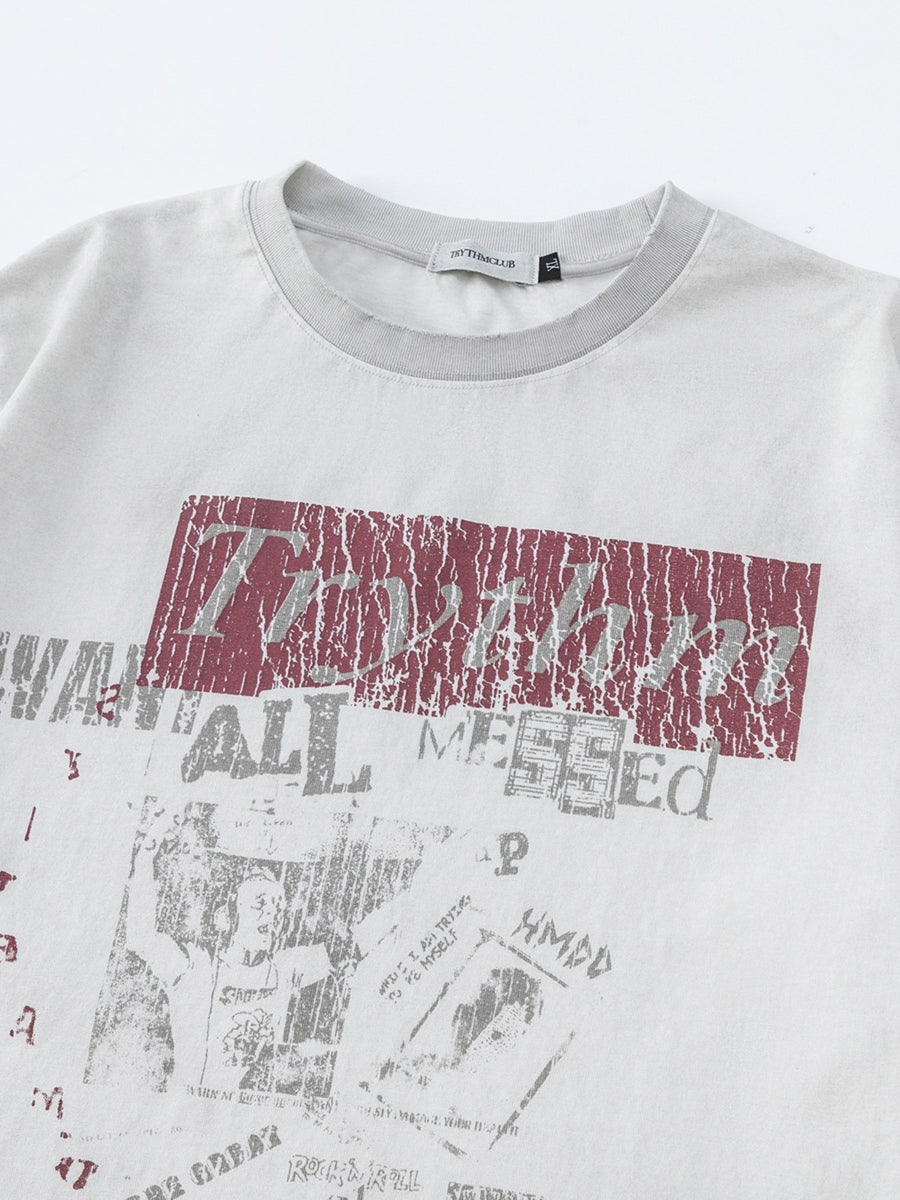 t-shirt in black with graphic-print and oversized