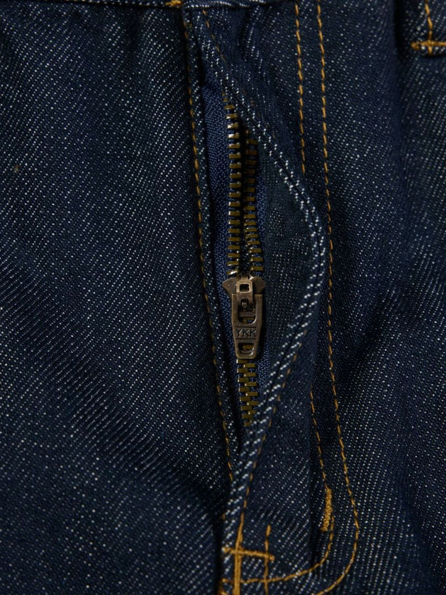 Blue wide-leg jeans with full-length and button-front